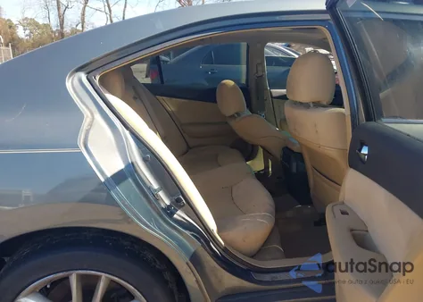 2011 Nissan Maxima 3.5 S z USA, uszkodzony, nr VIN 1N4AA5AP6BC834792